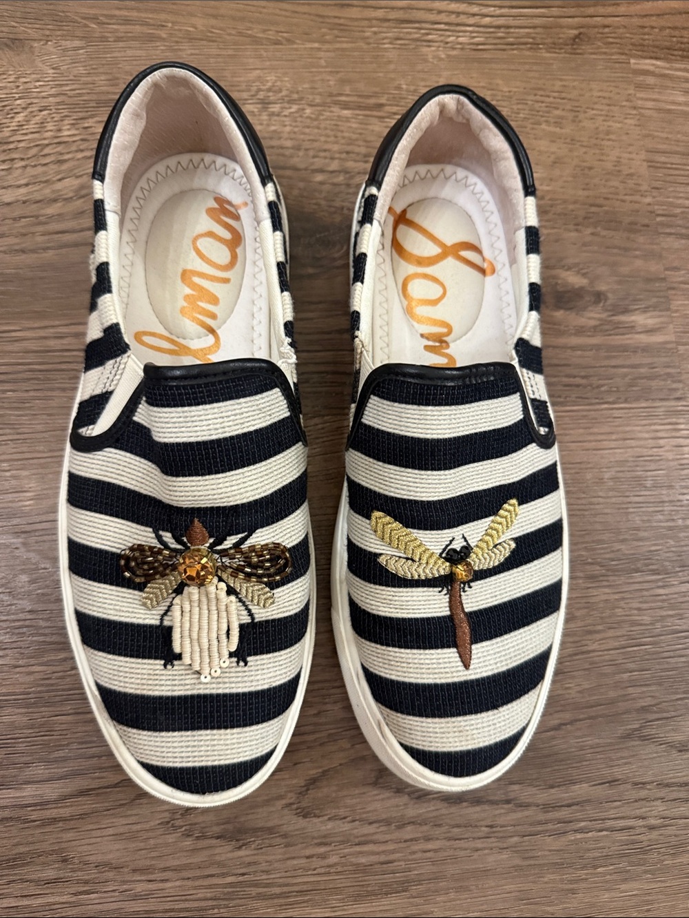 Sam Edelman Black & White Striped Slip-On Sneakers Embroidered bee Size 7.5